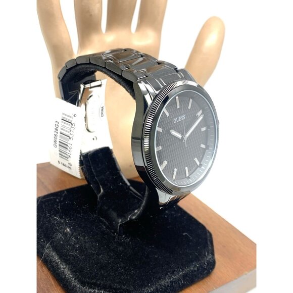 Guess Men's Watch GW0626G3 Quartz Black Dial Stainless Steel 44mm - Picture 15 of 15